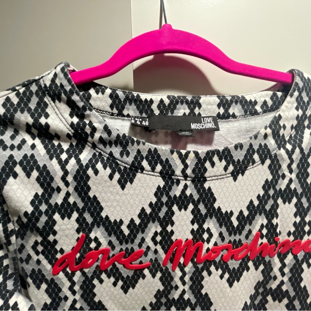 Love Moschino Black and White Long Sleeve Raglan Sweater